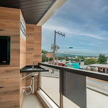 Апартаменты Residencial Ribeiro Бомбиньяс Экстерьер фото